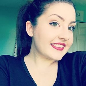 Meet your Posher, Jaydene